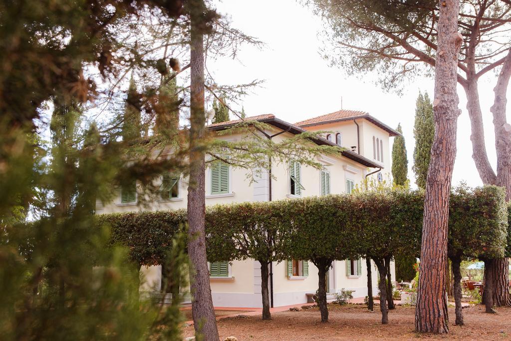 Villa Del Pino B&B Поджибонси Екстериор снимка