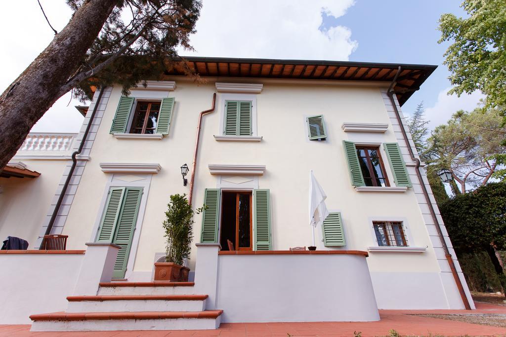 Villa Del Pino B&B Поджибонси Екстериор снимка