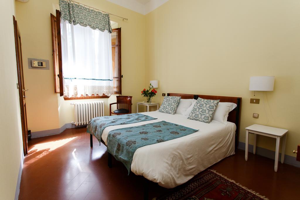 Villa Del Pino B&B Поджибонси Екстериор снимка
