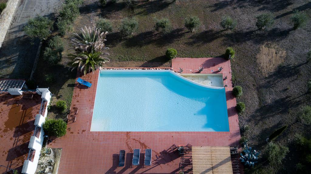 Villa Del Pino B&B Поджибонси Екстериор снимка
