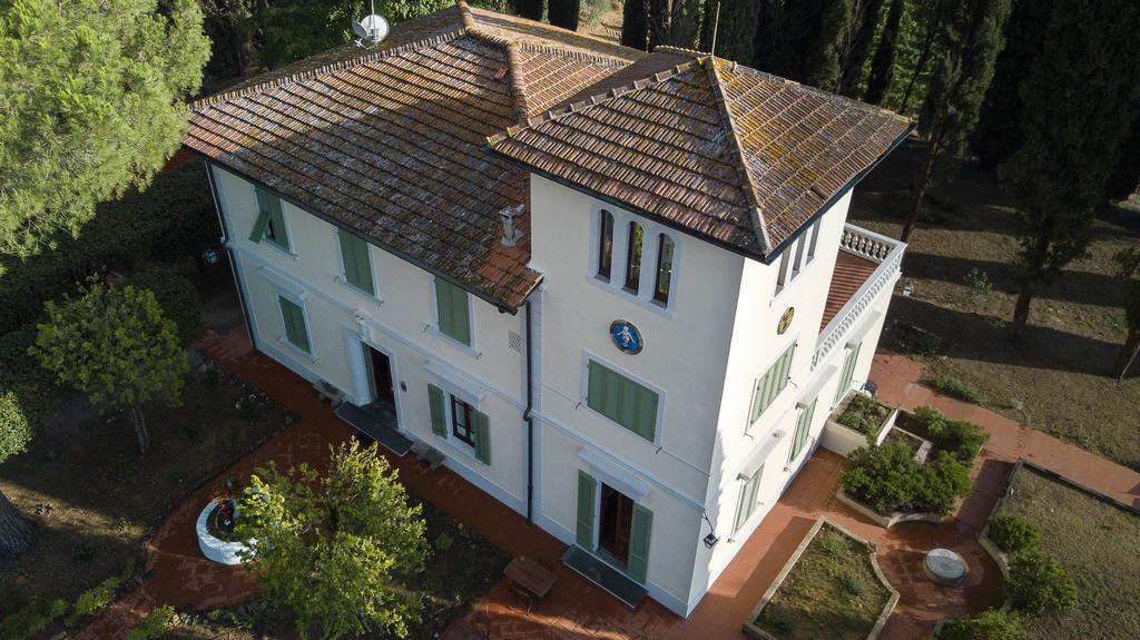 Villa Del Pino B&B Поджибонси Екстериор снимка