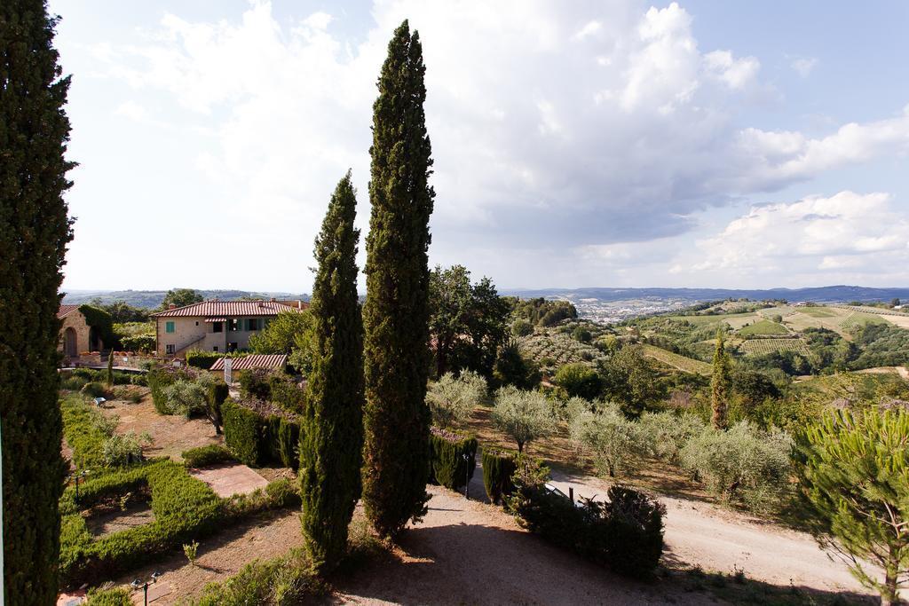 Villa Del Pino B&B Поджибонси Екстериор снимка